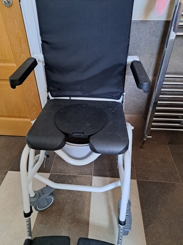 Mobile wheeled glideabout