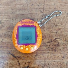 Tamagotchi Connection V1 2004 Bandai