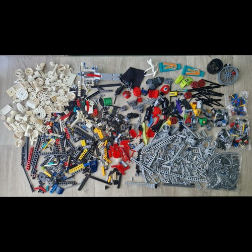 Lego brick bundle incs technic - lego,