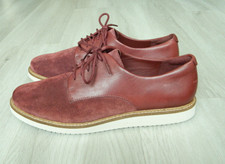 Clarks Glick Ladies Laced Oxford Shoes Burgundy Suede Size 7D / 41