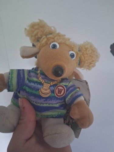 Small vintage womble plush toy - small,