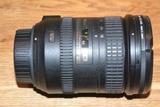 Nikon 18-200mm f3.5-5.6G IF-ED AF-S VR II Lens + caps and UV filter