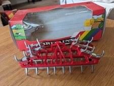 Britains Farm Fold Up Tractor