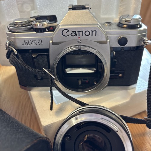 Canon 35mm slr - canon,
