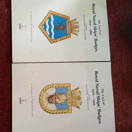 Df5 royal naval - ships, badges