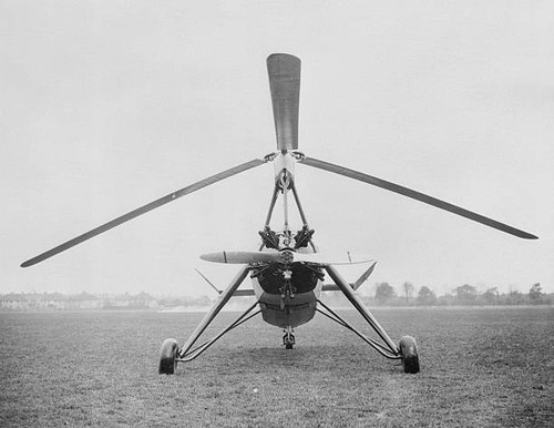 Early autogyro runway 1933 - autogyro,