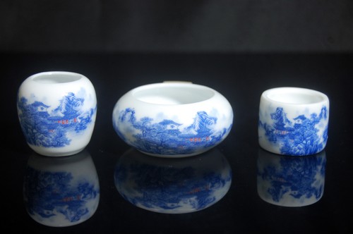 Blue white porcelain feeders - blue,