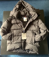 Moncler Vezere Men's Puffer