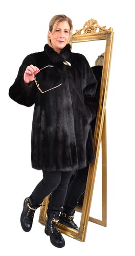 Us5831 real female mink fur - female,