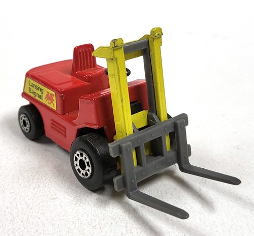 Vintage matchbox 15 - vintage, no