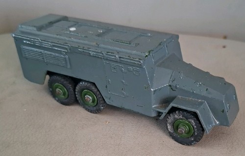 Dinky toys 677 - dinky, army