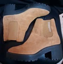 Stradivarius Suede Ankle Chelsea Boots Size uk 6 "excellent condition"