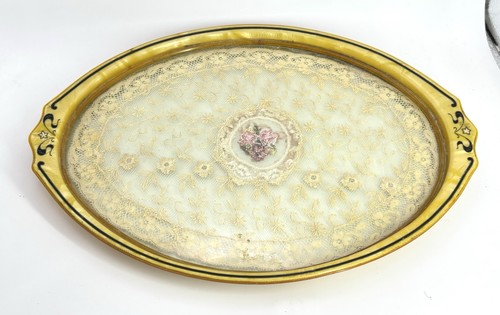 Vintage embroidery under - vintage, embroidery-under-glass