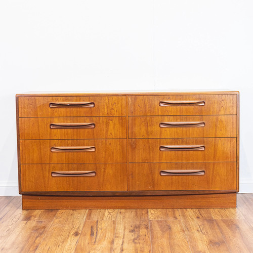 Plan fresco teak chest - g,