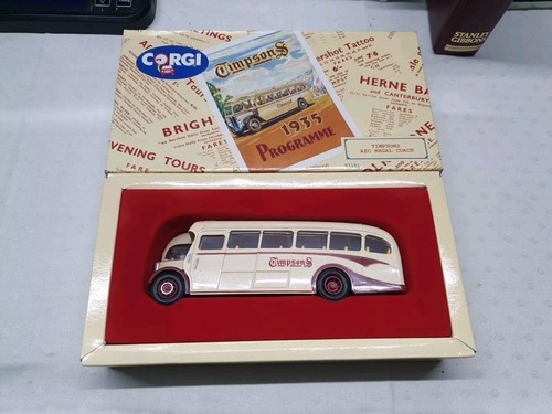 Corgi timpsons aec regal coach - timpsons,