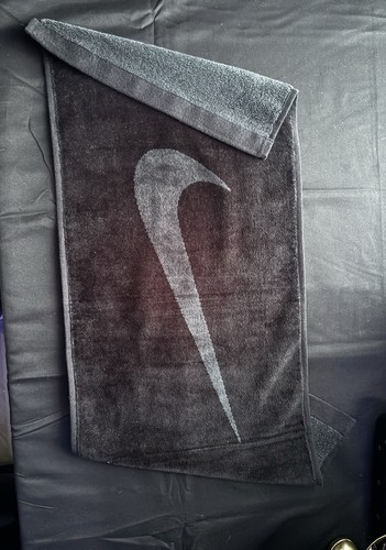Nike small gym - nike, hand