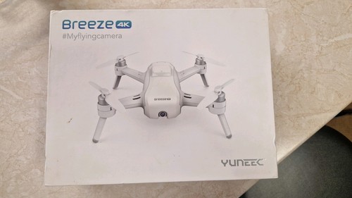 Yuneec breeze quadrocopter - yuneec,