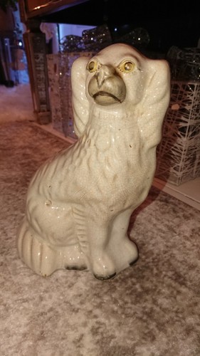 White antique staffordshire - white,