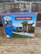 Thomas The Tank Engine & Friends Learning Curve - WOODEN CONDUCTOR SHED - Boxed