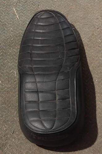 Triumph t120 t140 stepped seat - t140,