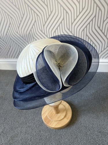 Vintage 1970s 1980s - , cream
