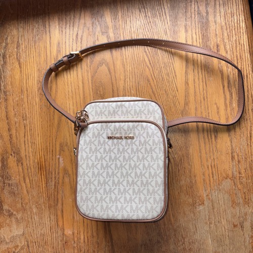 Michael kors logo crossbody - michael,