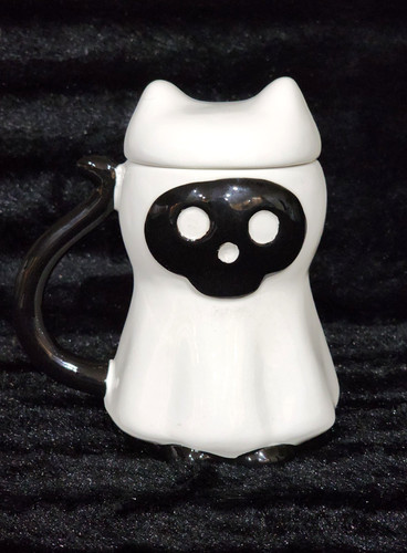 Black white masked ghost - black,