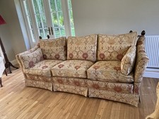 Knole Sofa:  Beautiful Traditional (Victorian-style) 4 Seater Sofa in very good 