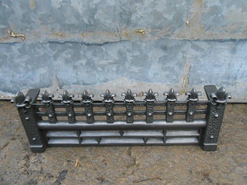 Vintage cast iron tidy - iron, /