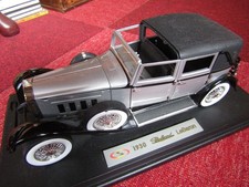 1/18 SIGNATURE 1930 PACKARD LE