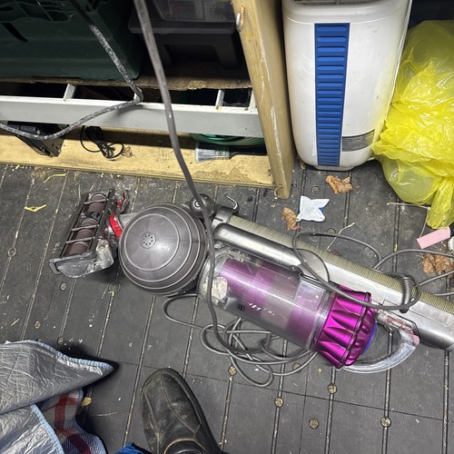Dyson upright vacuum - upright,