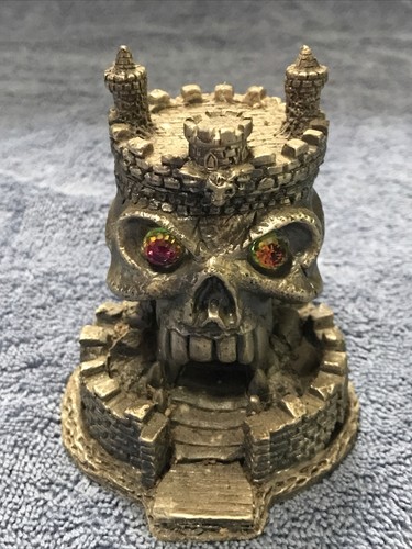 Myth and magic - -, skull