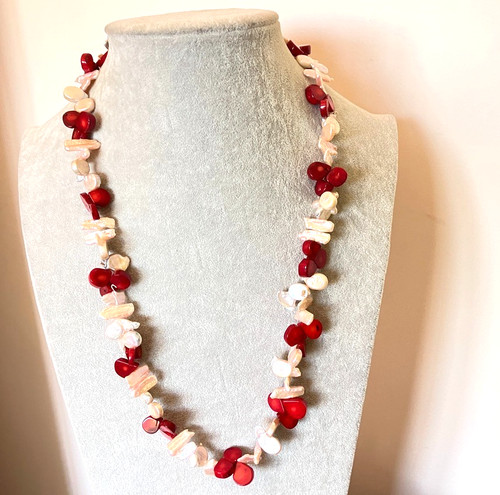 Baroque pearls red - , coral
