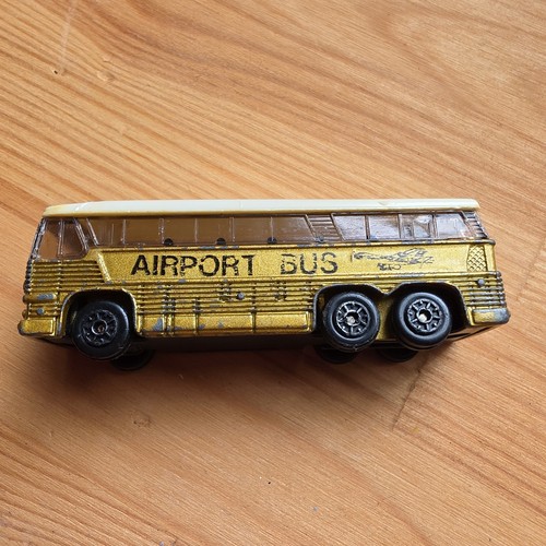 Airport bus metal model - airport,