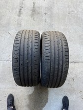 Nearly new pair of 235/50z R18 101w Roadstone Tyres