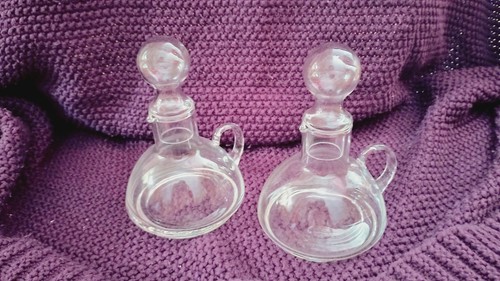 Delicate and elegant - elegant,