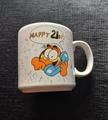Vintage retro garfield happy - retro,