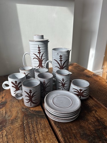 Vintage lotus pottery stoke - lotus,