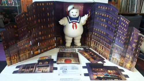Stay puft marshmallow man - marshmallow,