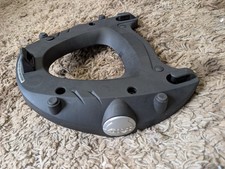 Givi Base Plate For Mounting Givi Monokey Top Box #WG8