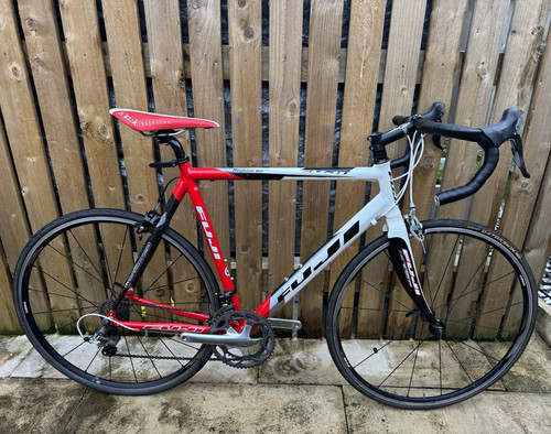 Fuji roubaix road bike 56cm - fuji,