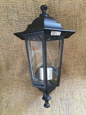 LAN60 Black traditional coach lantern
