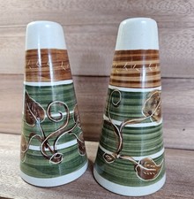 Dragon pottery salt pepper - &,