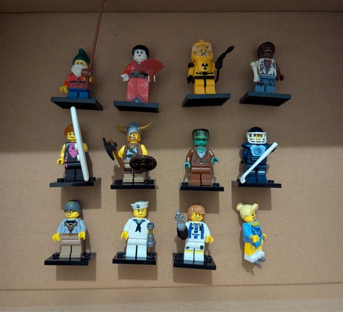Lego minifigures series 8804 - series, 4