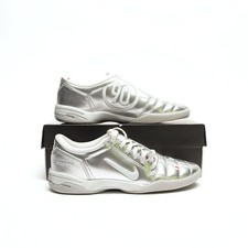 NIKE Total 90 Women's Pure
