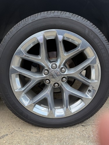 Chrome gmc yukon - 22”,
