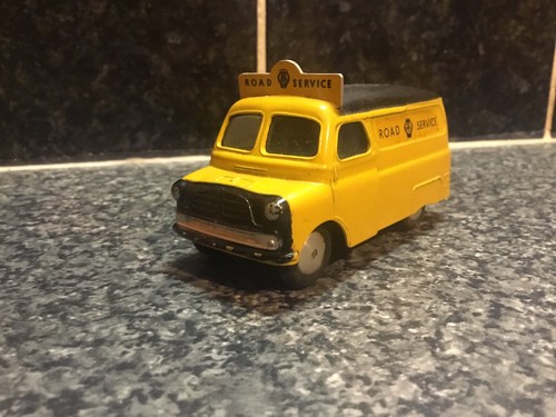 Corgi toys bedford - corgi, aa