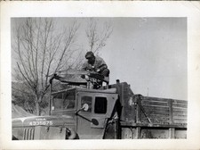 WW2 Photo U.S. Army Soldier On