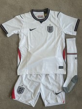 England Football Kit 8-9 Years