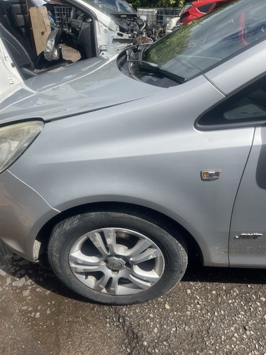 Vauxhall corsa wing - vauxhall, d